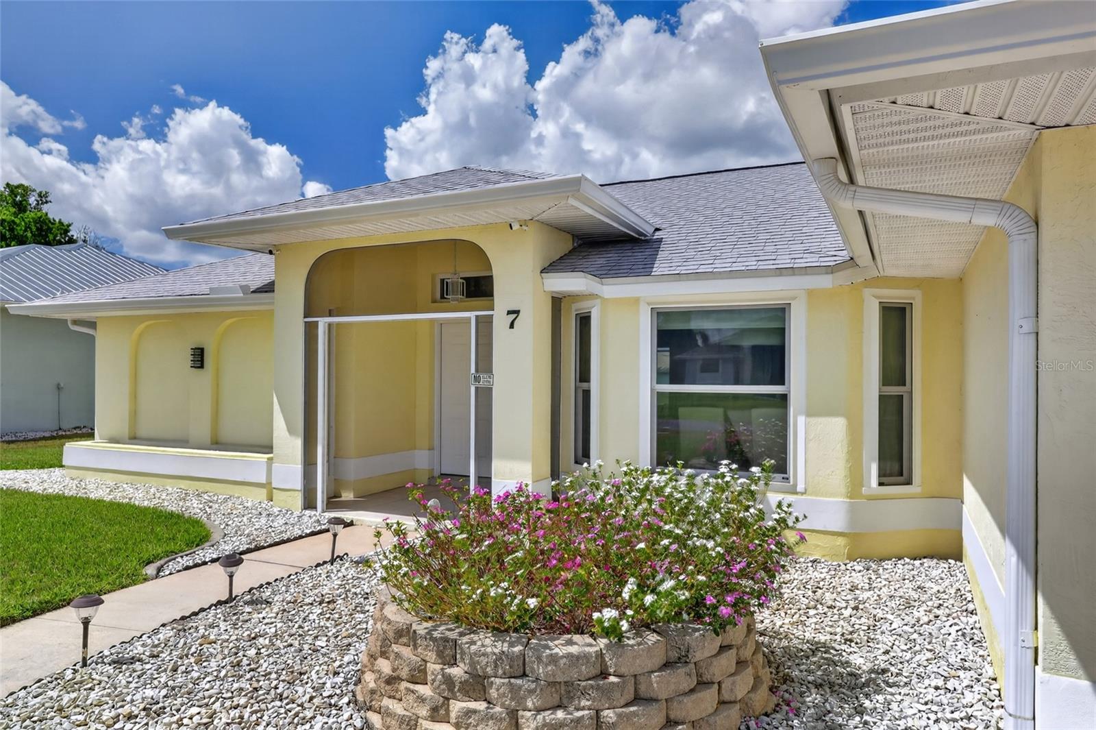 7 FAIRWAY RD, ROTONDA WEST, FL, 33947