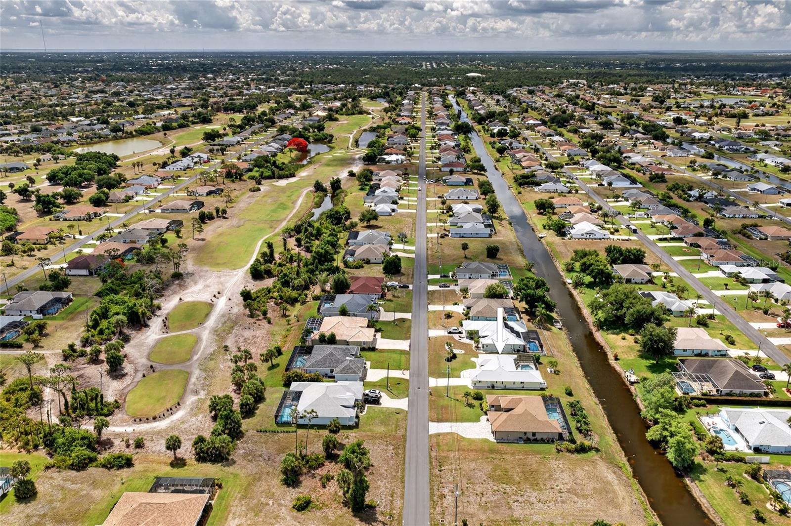 7 FAIRWAY RD, ROTONDA WEST, FL, 33947