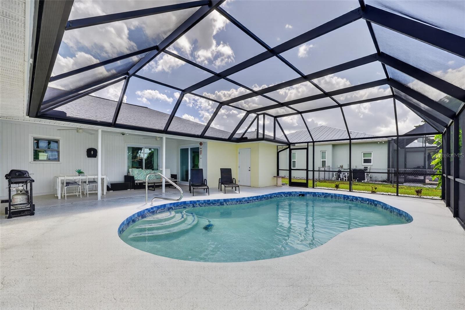 7 FAIRWAY RD, ROTONDA WEST, FL, 33947