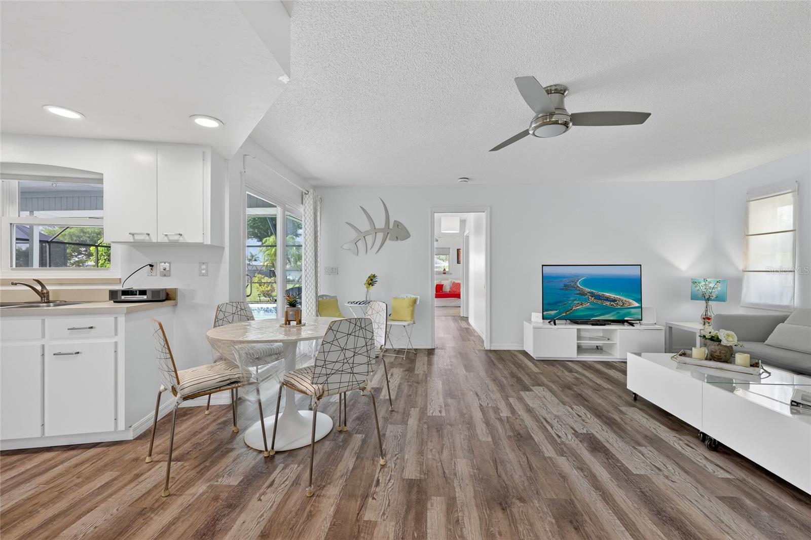 7 FAIRWAY RD, ROTONDA WEST, FL, 33947