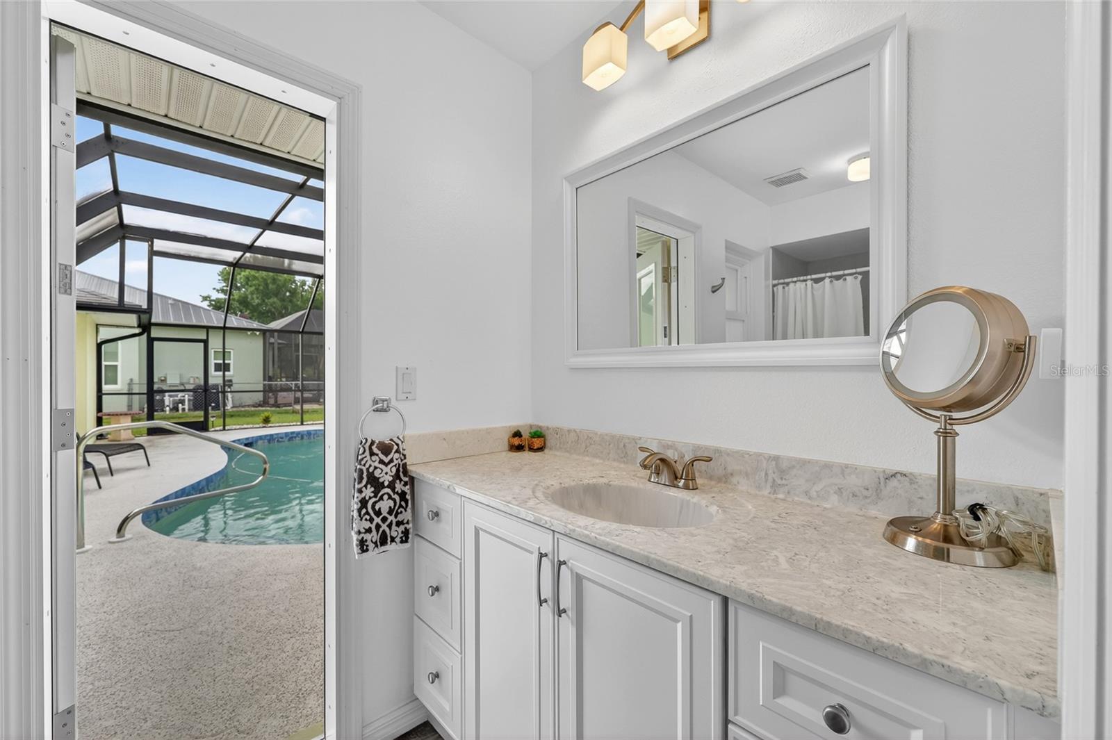 7 FAIRWAY RD, ROTONDA WEST, FL, 33947