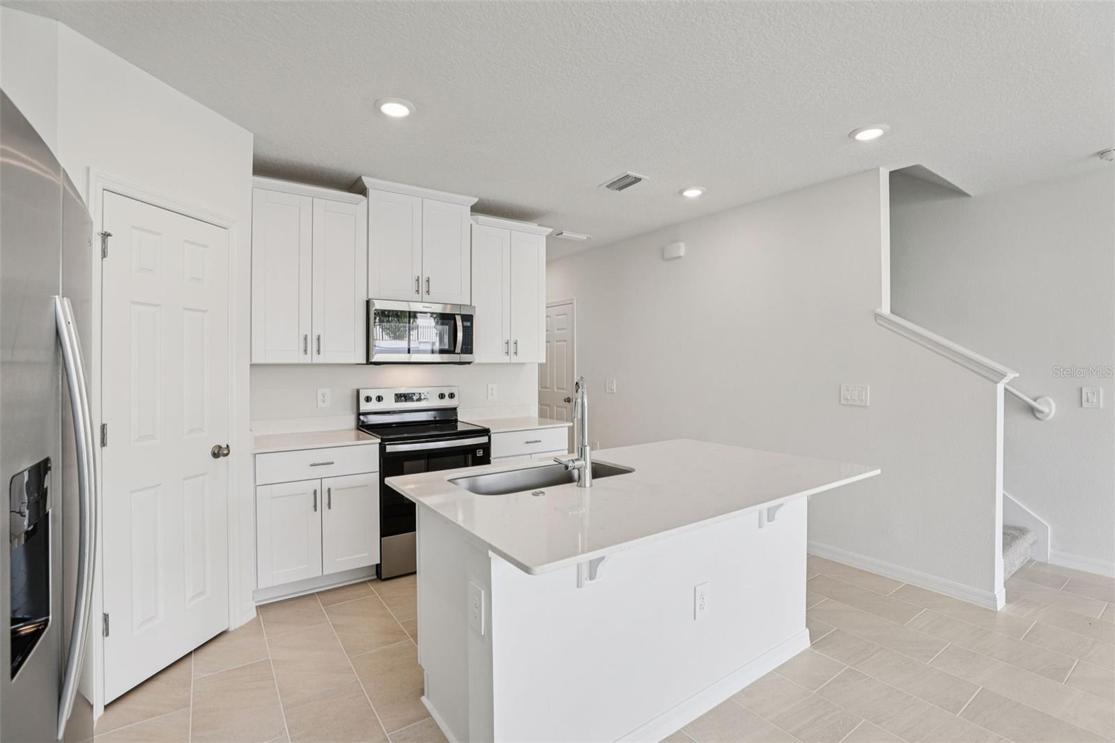 16350 BIRD OF PARADISE AVE, CLERMONT, FL, 34714