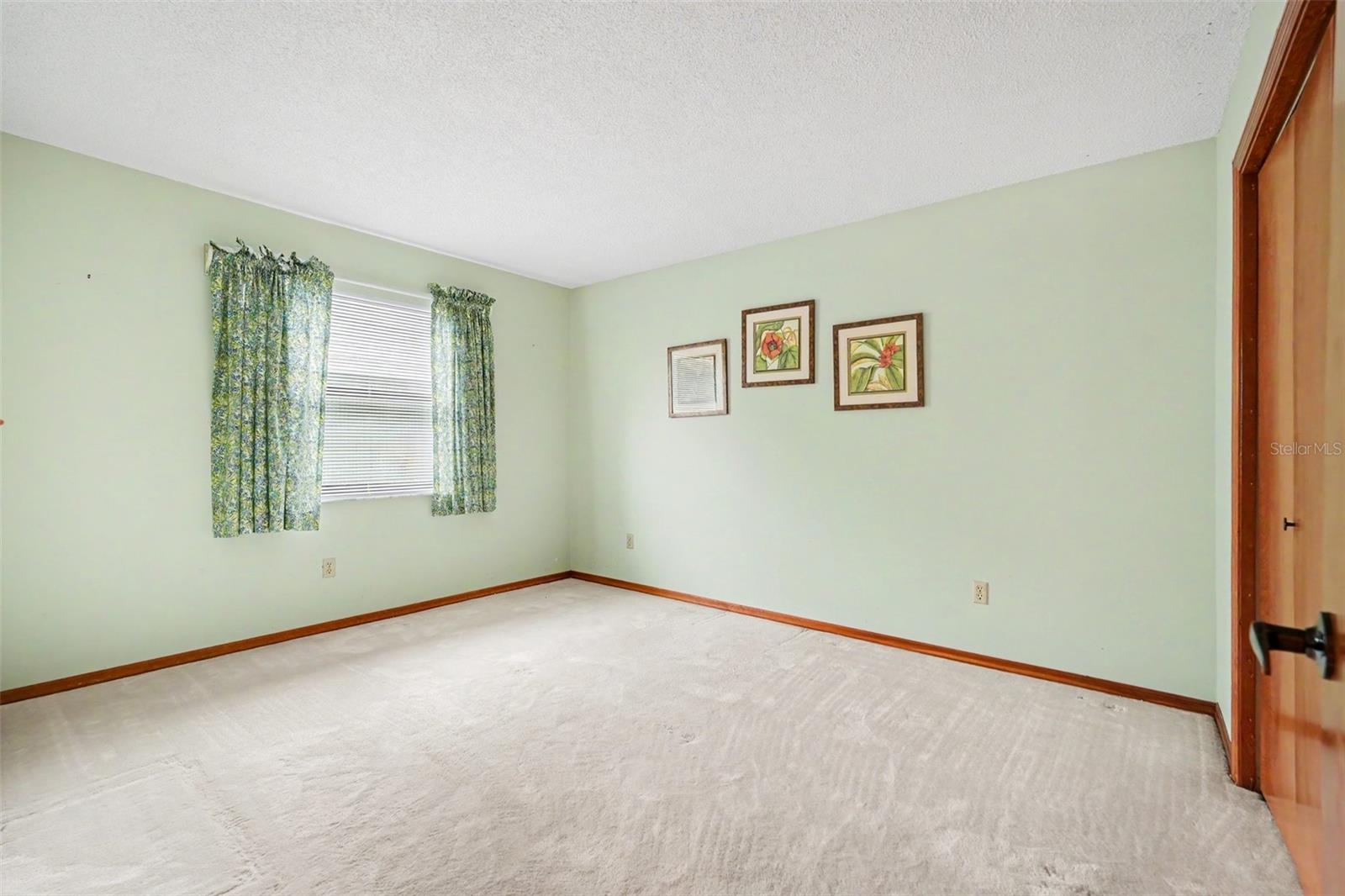 34334 WHISPERING OAKS BLVD, DADE CITY, FL, 33523