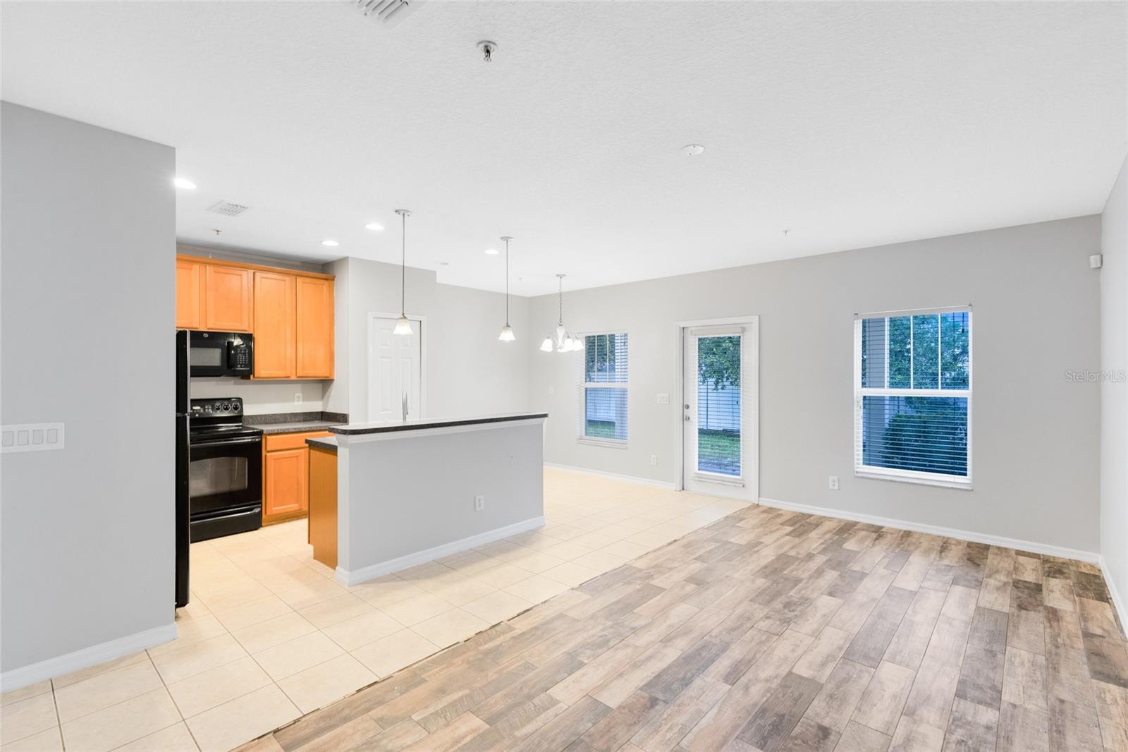 2064 CYPRESS BAY BLVD, KISSIMMEE, FL, 34743