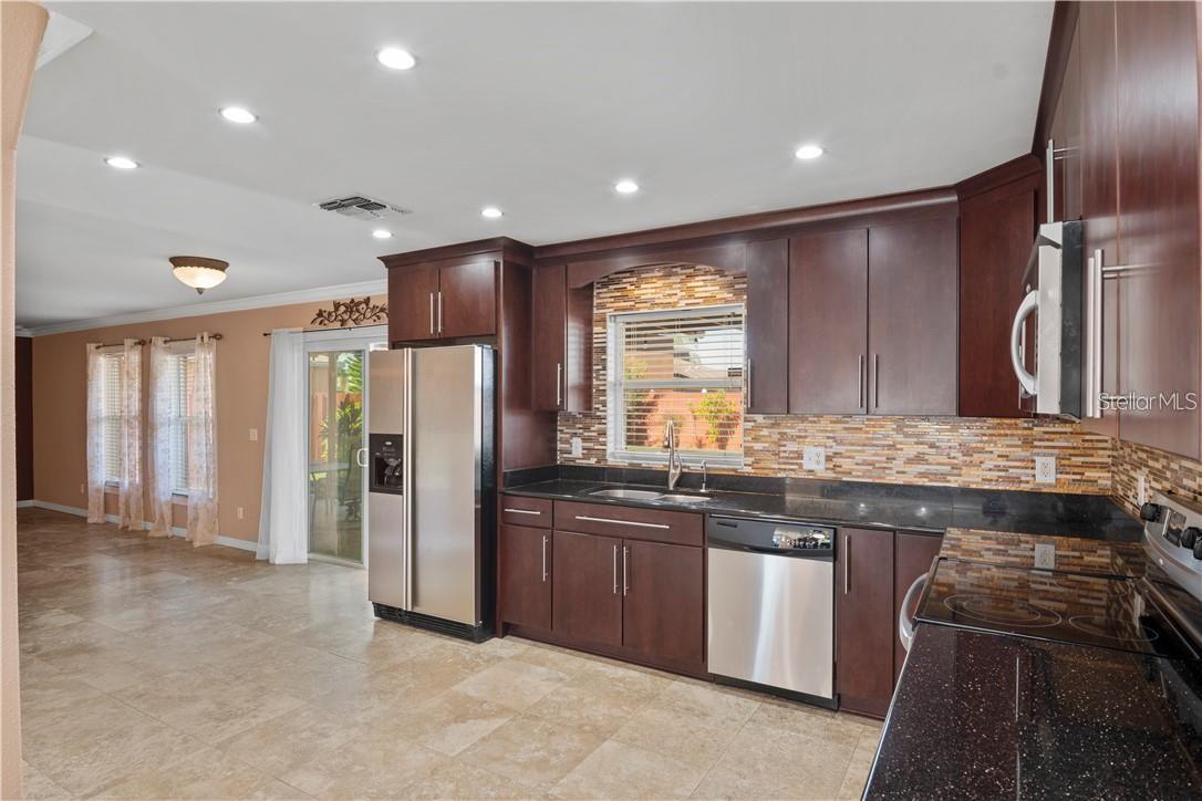 1177 EPSON OAKS WAY, ORLANDO, FL, 32837