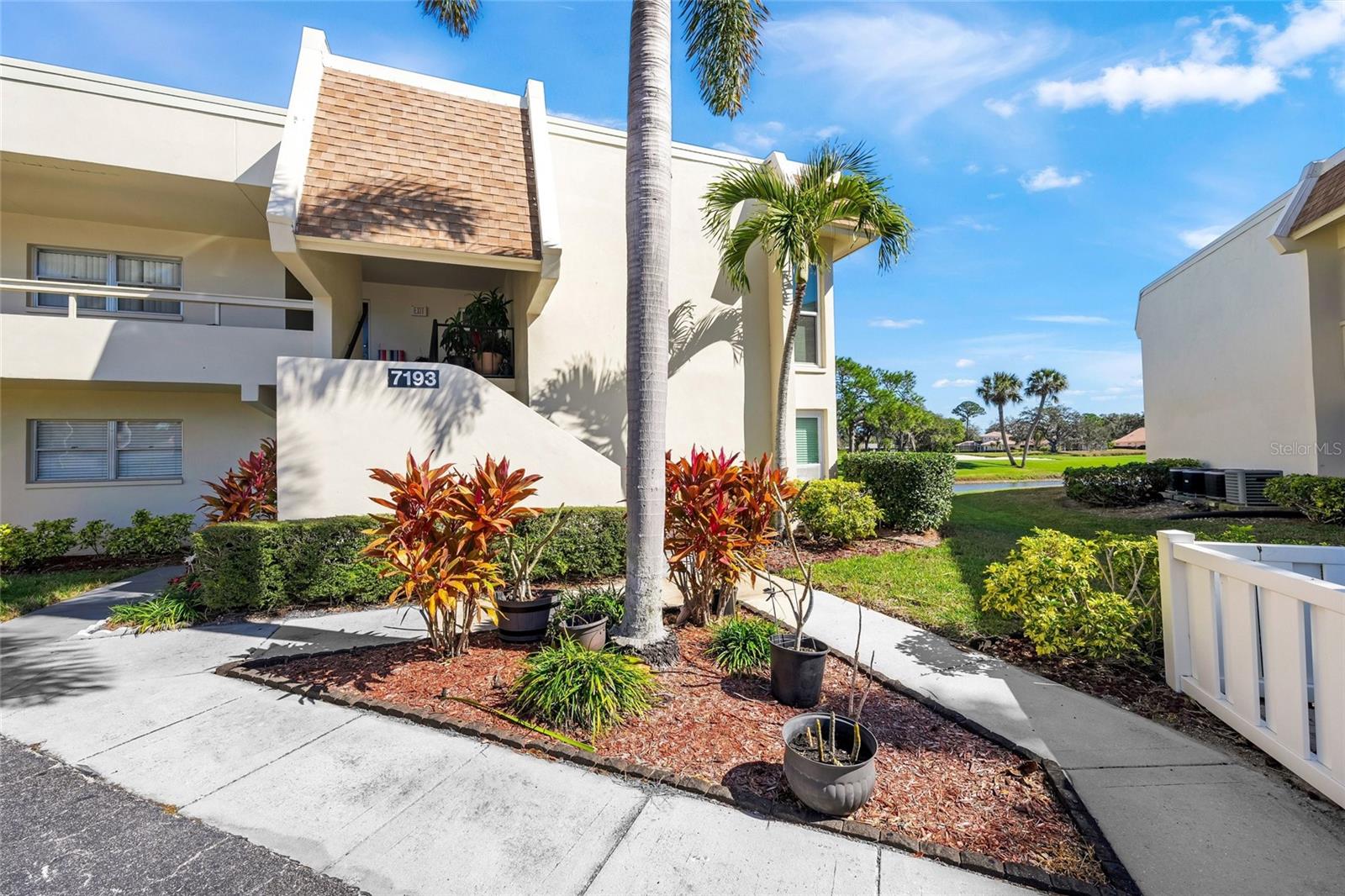 7193 W COUNTRY CLUB DR N #237, SARASOTA, FL, 34243
