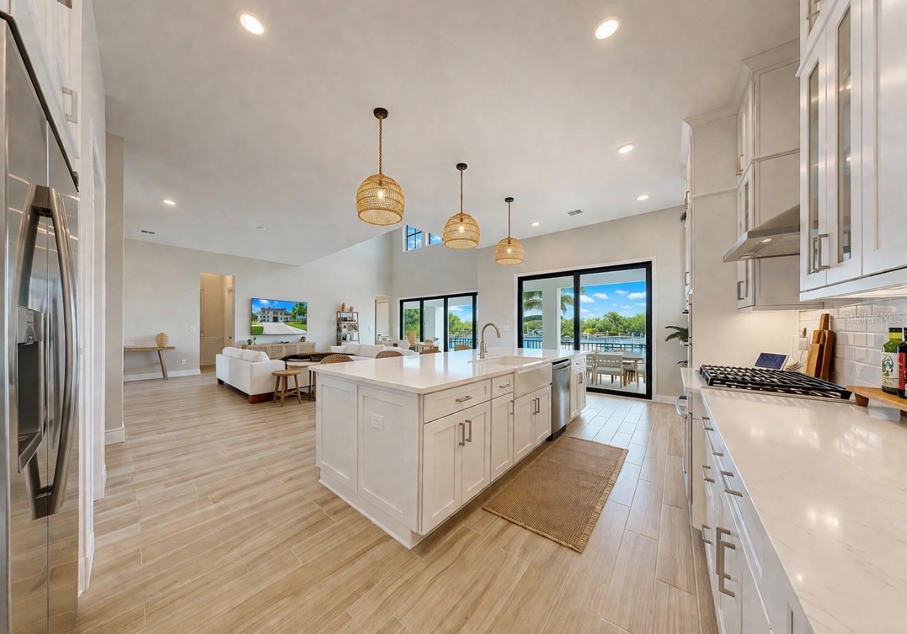 3016 CHRISTOPHERS WATCH LN, RUSKIN, FL, 33570