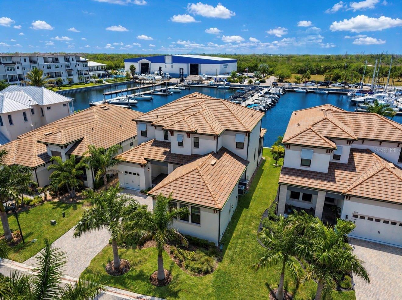 3016 CHRISTOPHERS WATCH LN, RUSKIN, FL, 33570