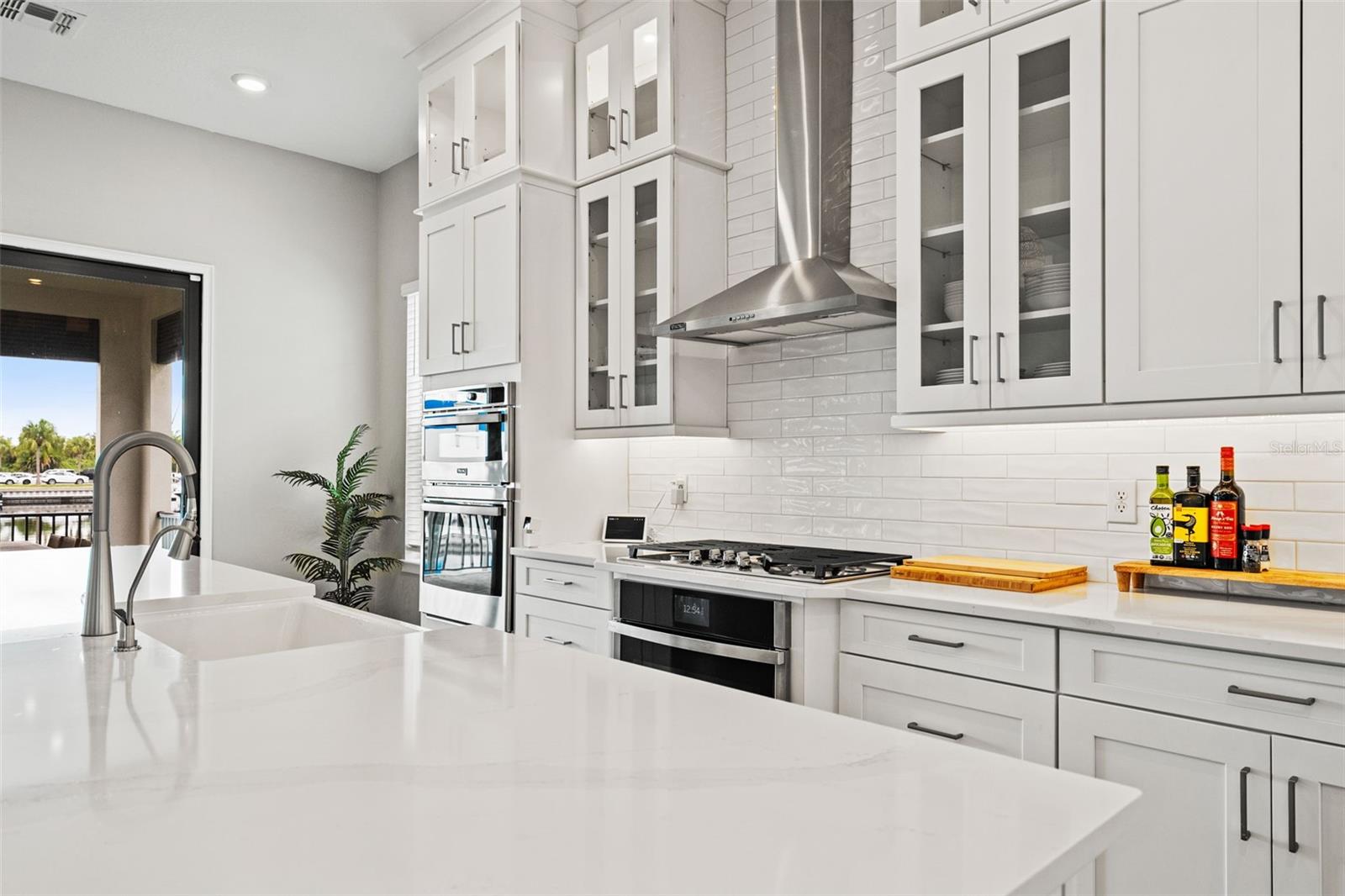 3016 CHRISTOPHERS WATCH LN, RUSKIN, FL, 33570