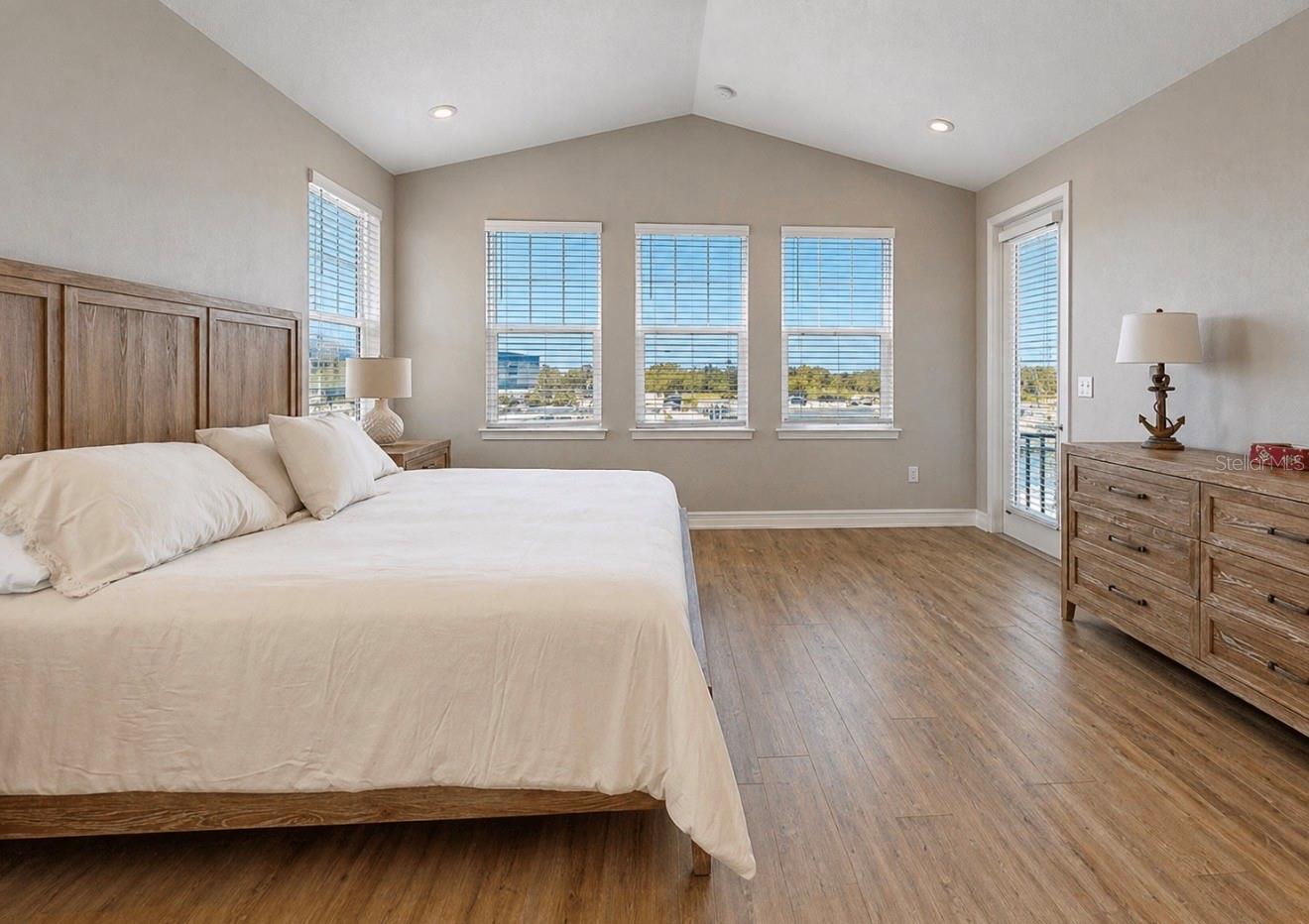 3016 CHRISTOPHERS WATCH LN, RUSKIN, FL, 33570