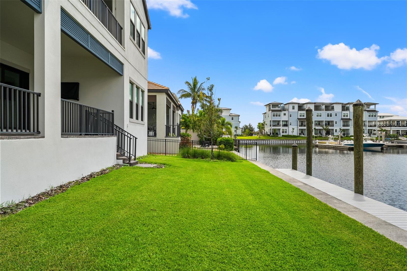 3016 CHRISTOPHERS WATCH LN, RUSKIN, FL, 33570