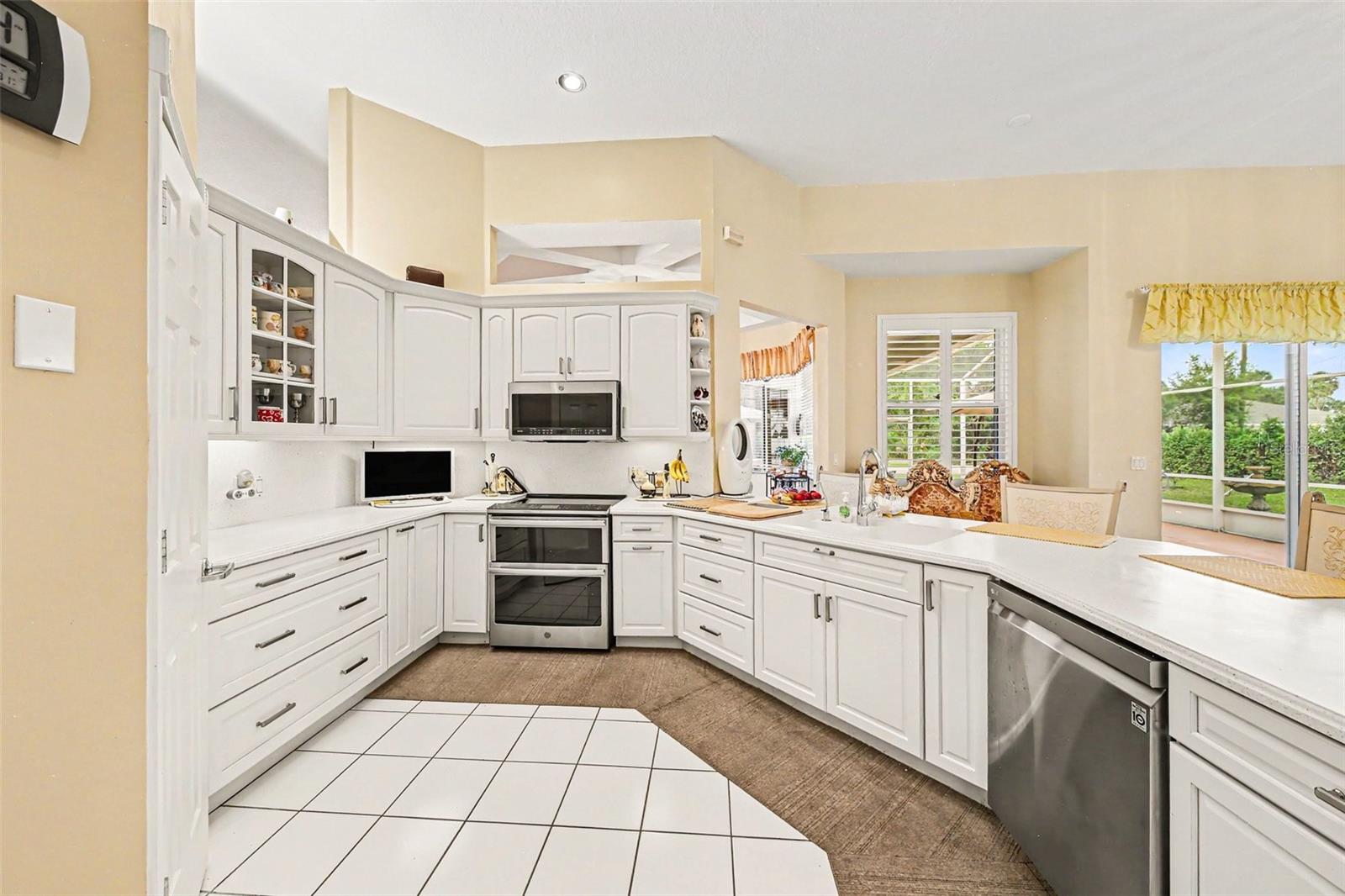 72 WHITE STAR DR, PALM COAST, FL, 32164