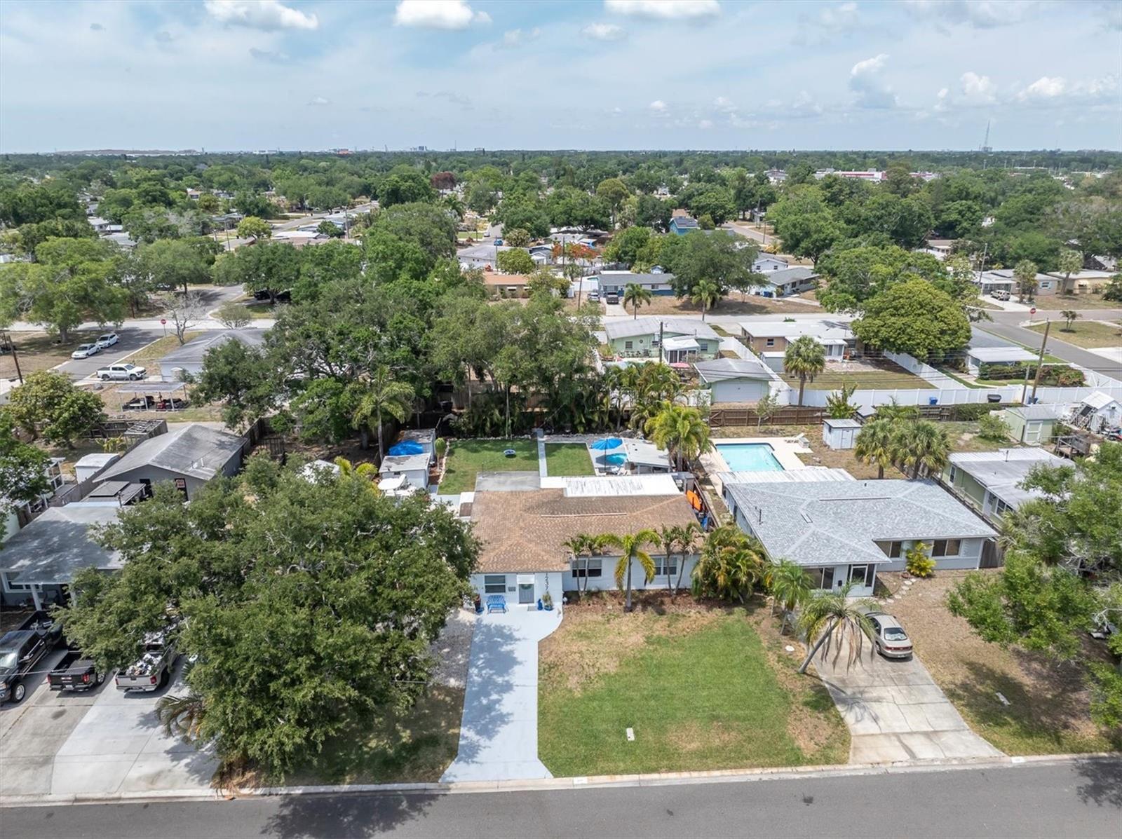 1237 57TH AVE N, ST PETERSBURG, FL, 33703