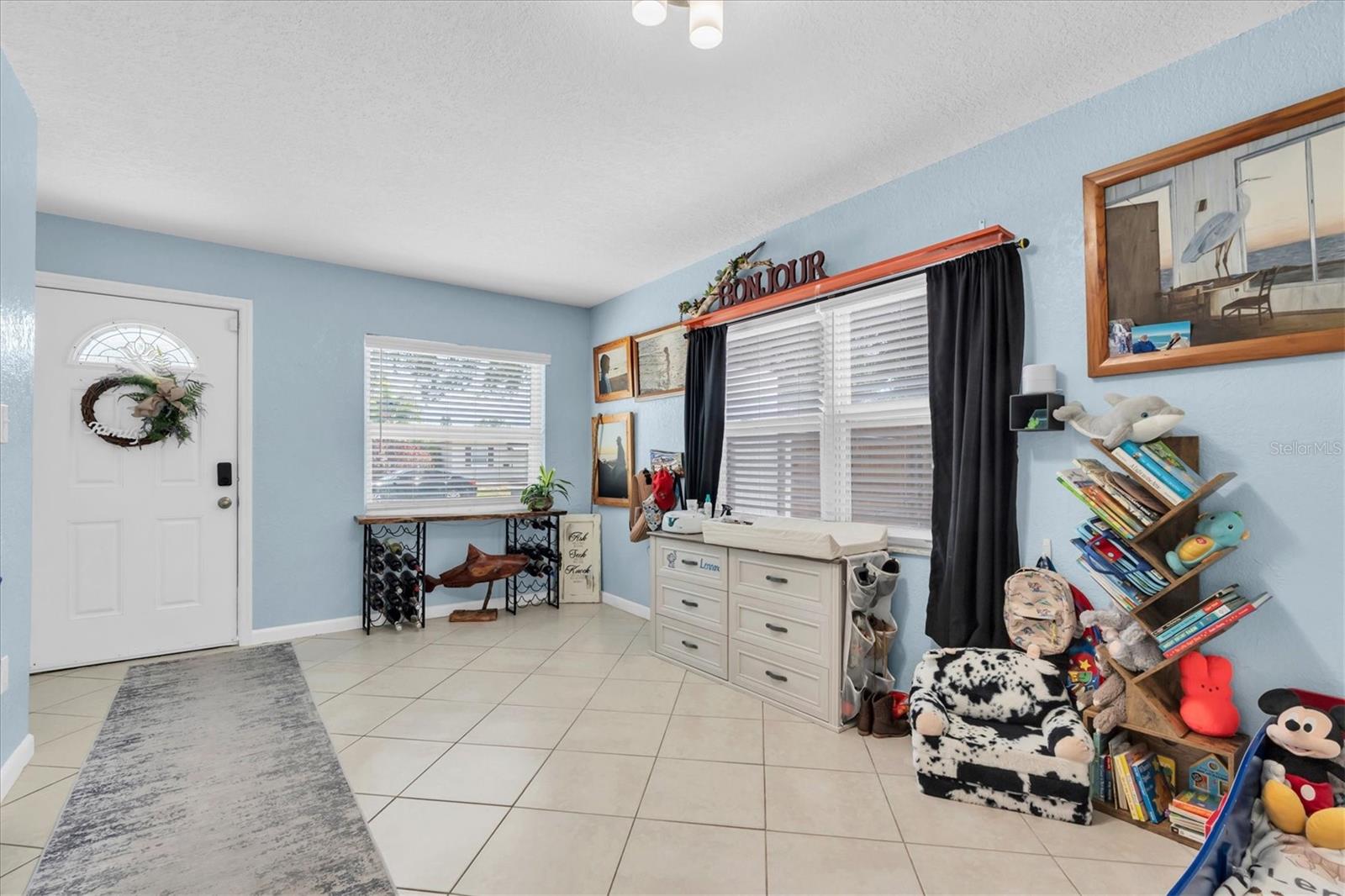 1237 57TH AVE N, ST PETERSBURG, FL, 33703