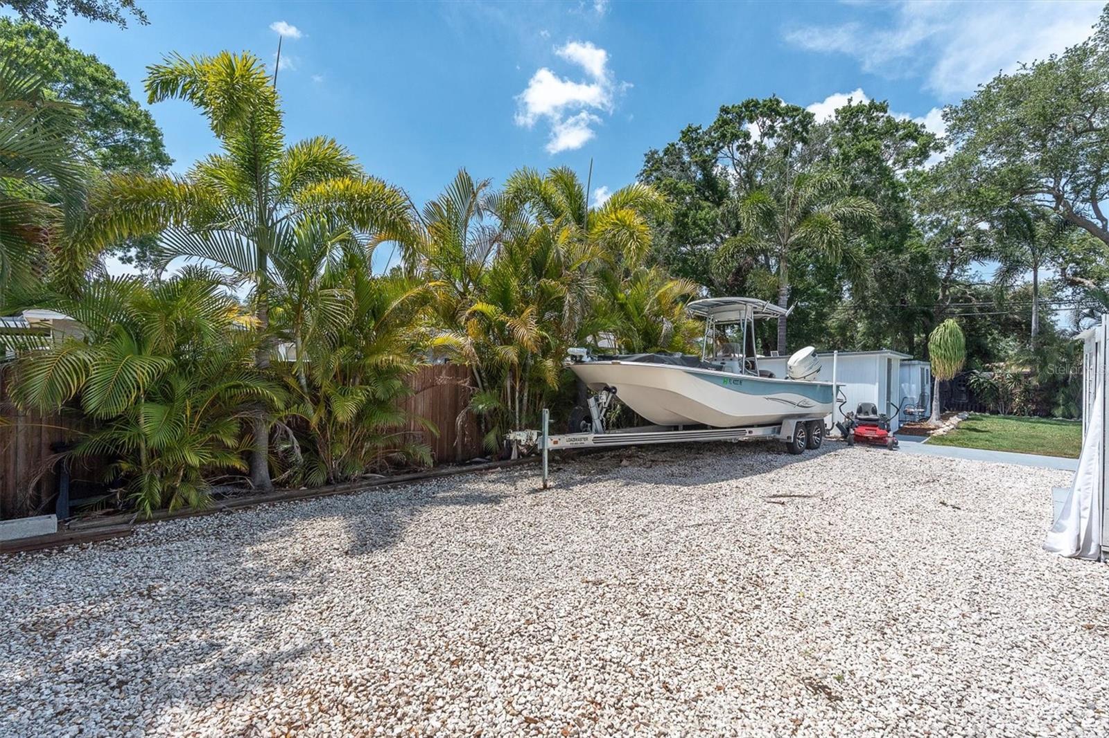 1237 57TH AVE N, ST PETERSBURG, FL, 33703
