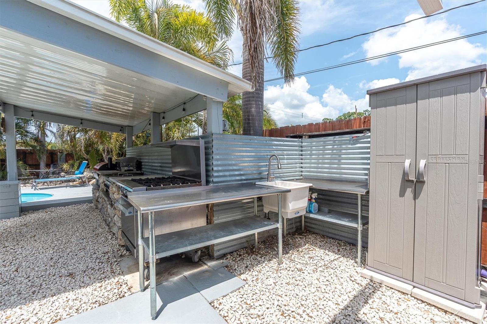 1237 57TH AVE N, ST PETERSBURG, FL, 33703