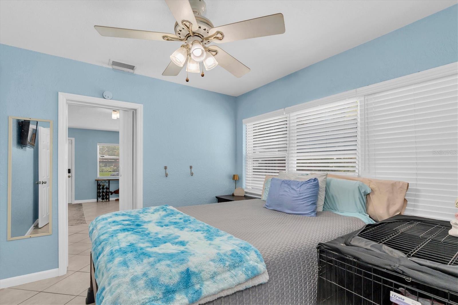 1237 57TH AVE N, ST PETERSBURG, FL, 33703
