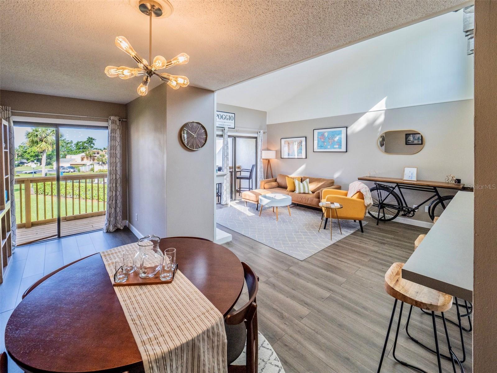 1051 S HIGHLAND ST #7E, MOUNT DORA, FL, 32757