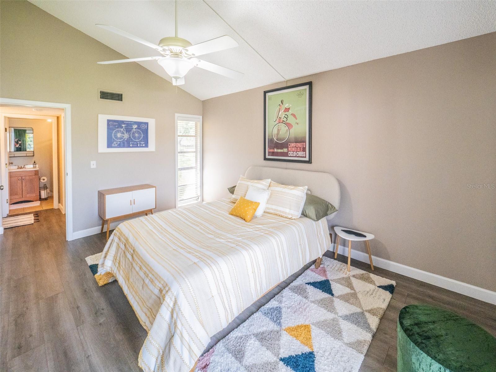 1051 S HIGHLAND ST #7E, MOUNT DORA, FL, 32757