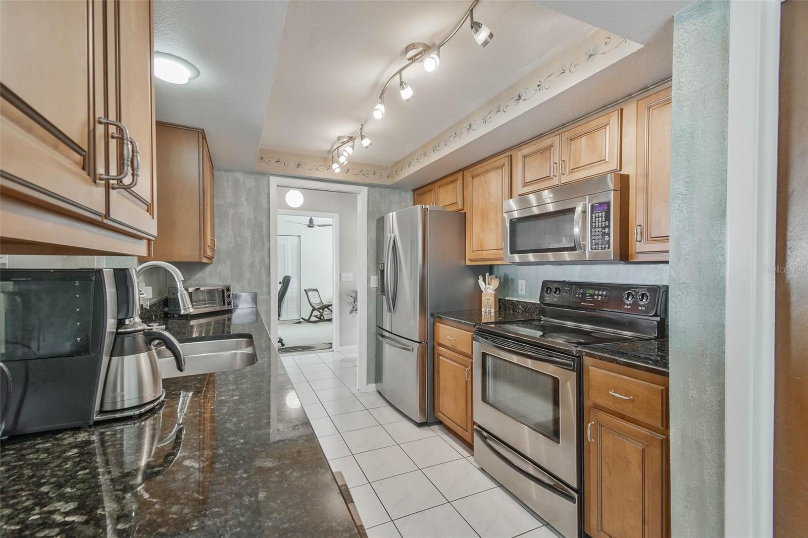 4103 N BAY HILLS BLVD, SAFETY HARBOR, FL, 34695