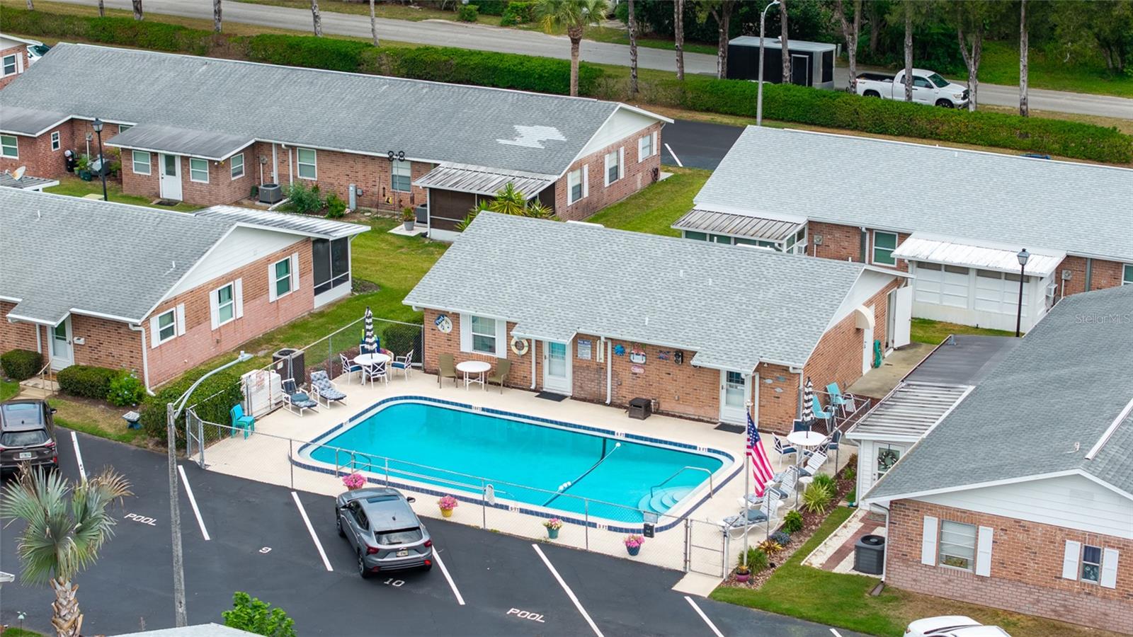 FAIRWAY VILLAGE CONDO, DELAND, FL, 32724
