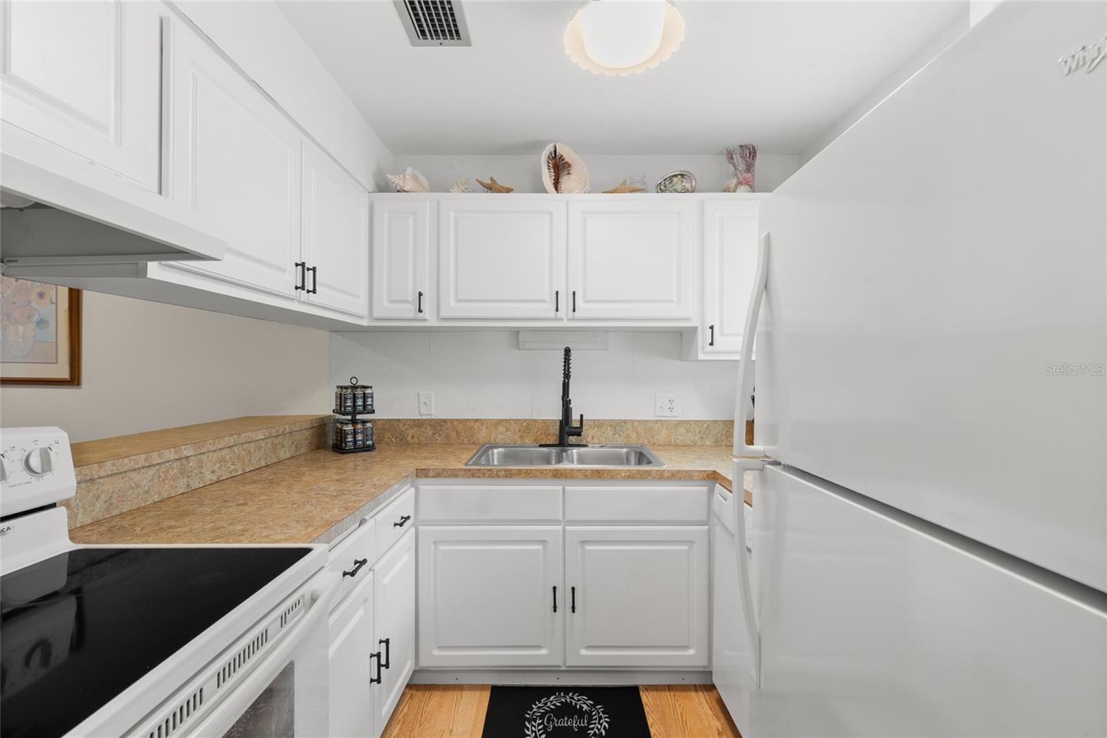 FAIRWAY VILLAGE CONDO, DELAND, FL, 32724