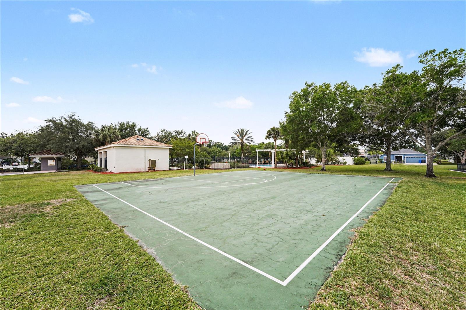 12268 COUNTRY WHITE CIR, TAMPA, FL, 33635