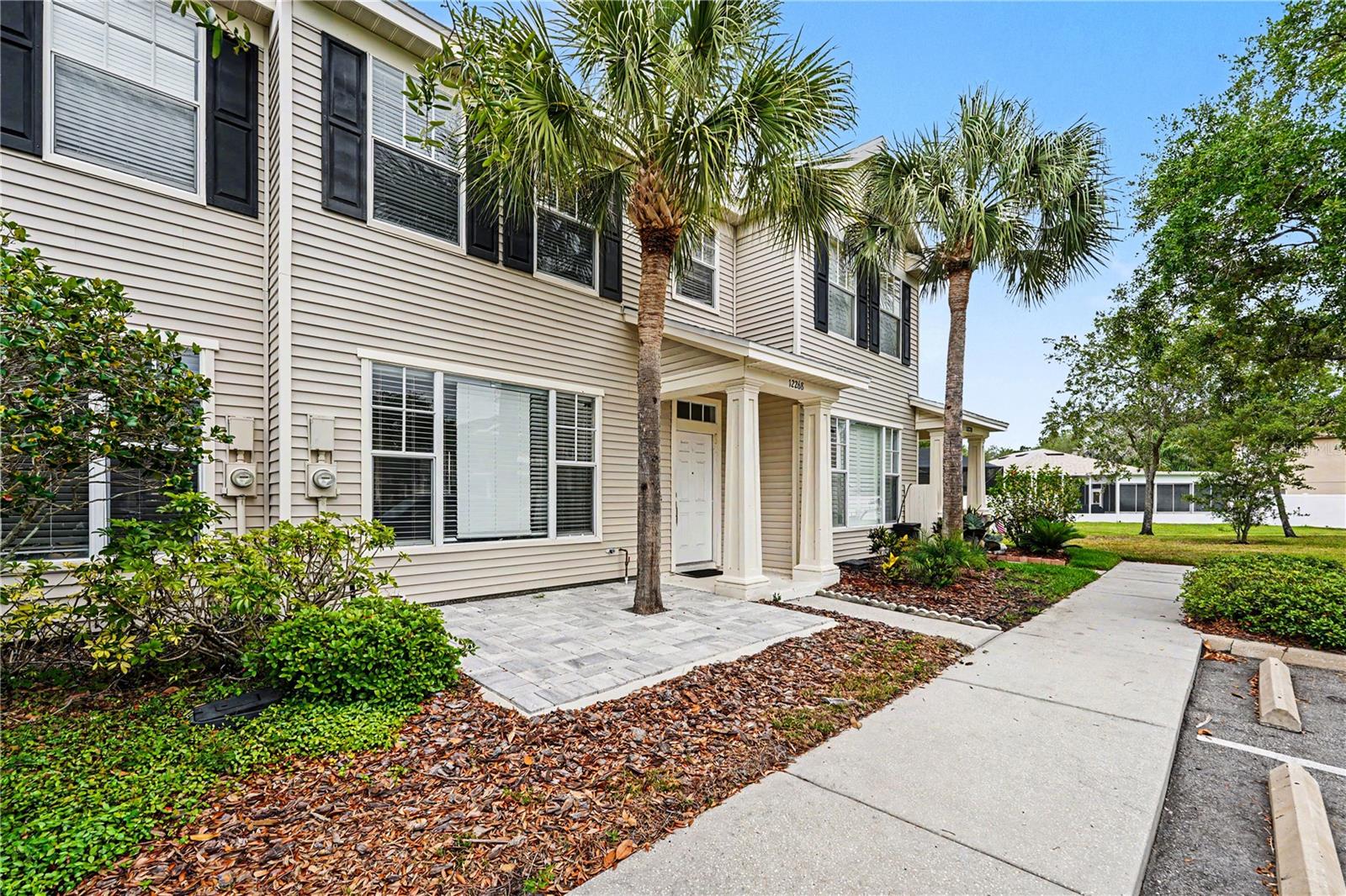 12268 COUNTRY WHITE CIR, TAMPA, FL, 33635