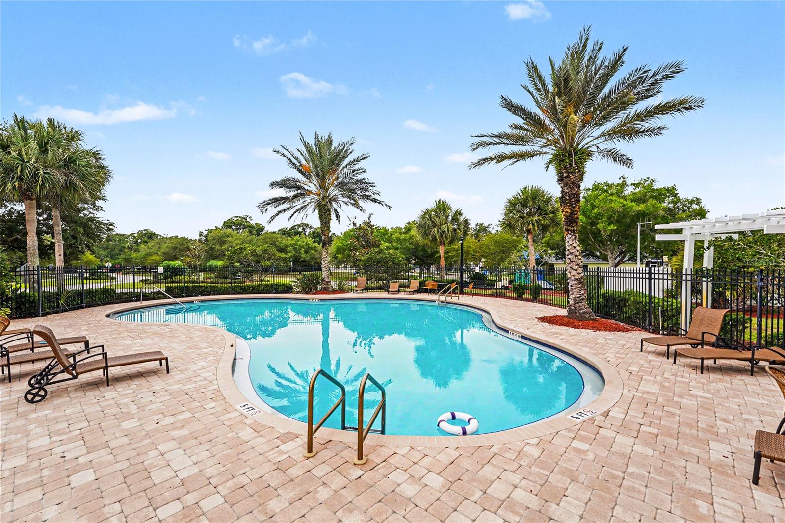 12268 COUNTRY WHITE CIR, TAMPA, FL, 33635