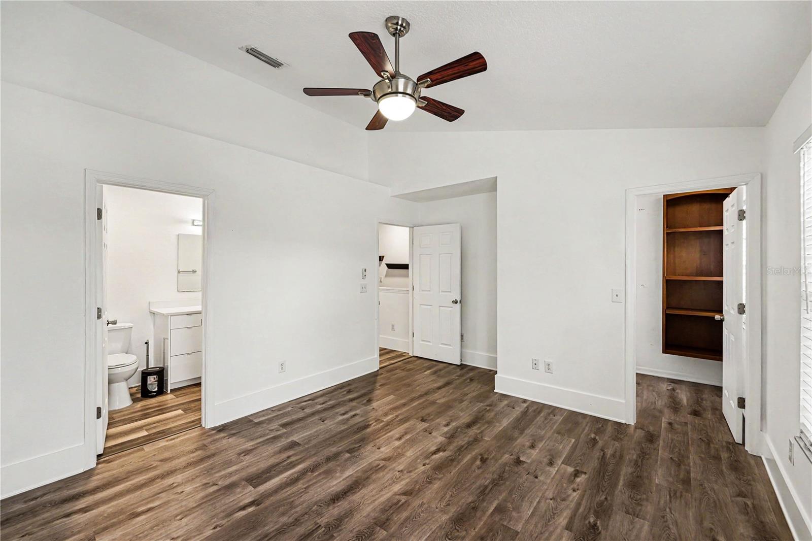 12268 COUNTRY WHITE CIR, TAMPA, FL, 33635