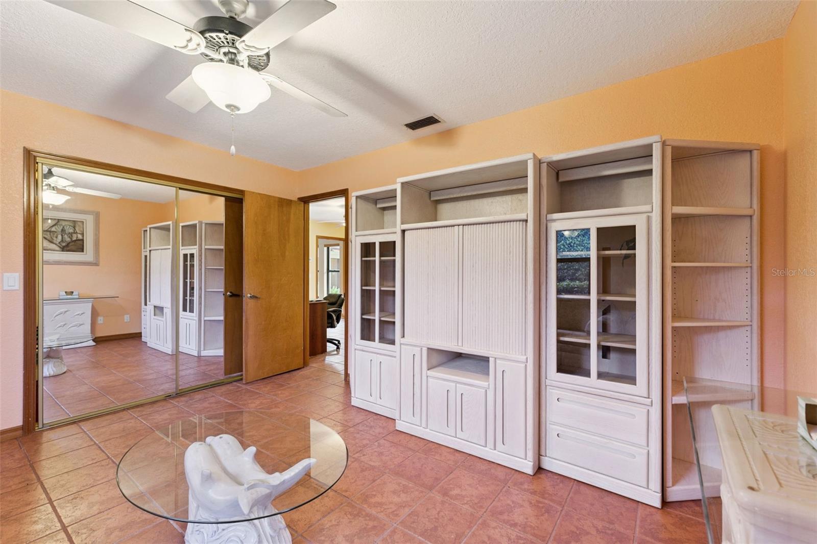 1041 COUNTRY LAKE CIR, LAKE WALES, FL, 33898