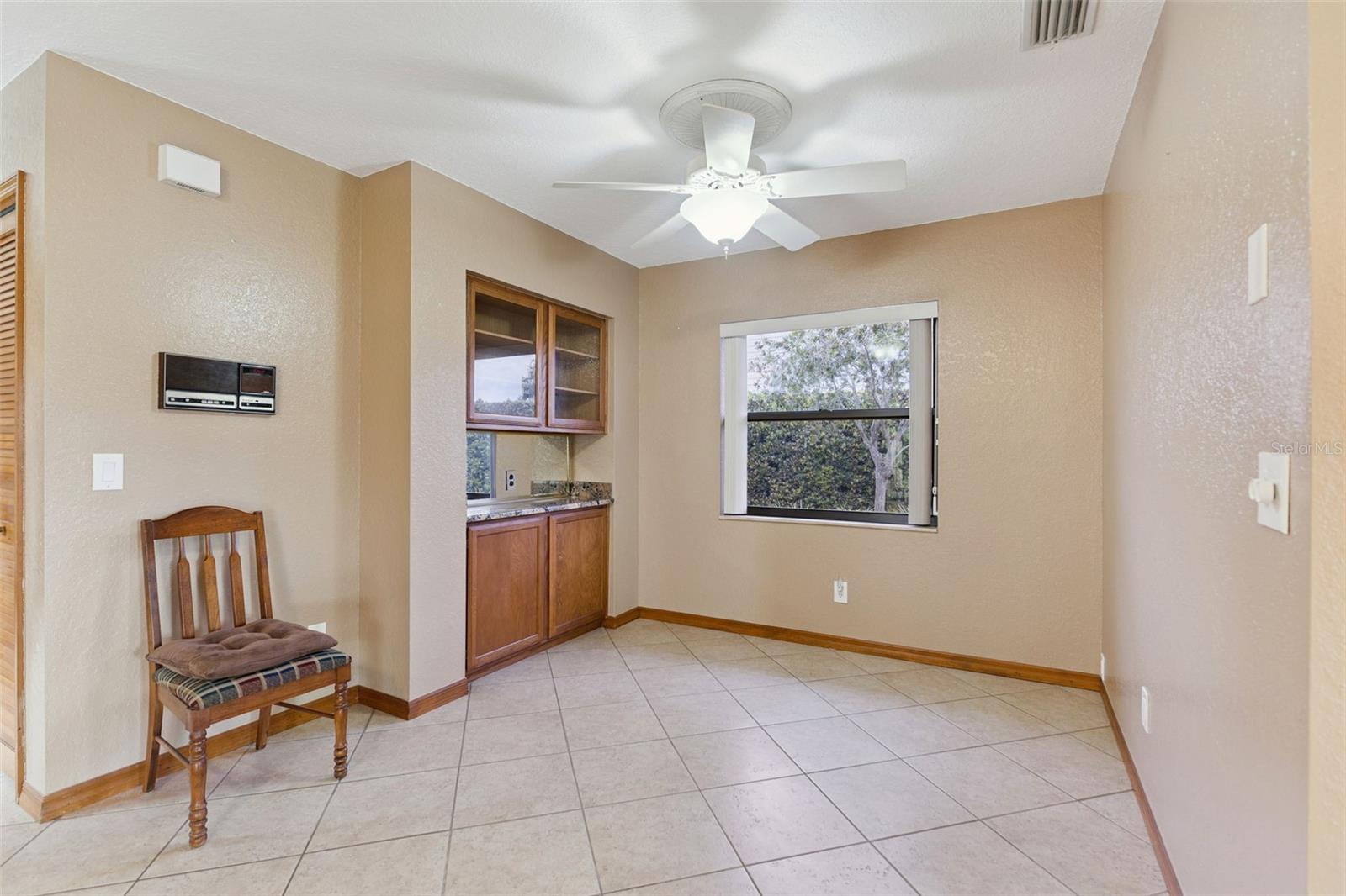 1041 COUNTRY LAKE CIR, LAKE WALES, FL, 33898