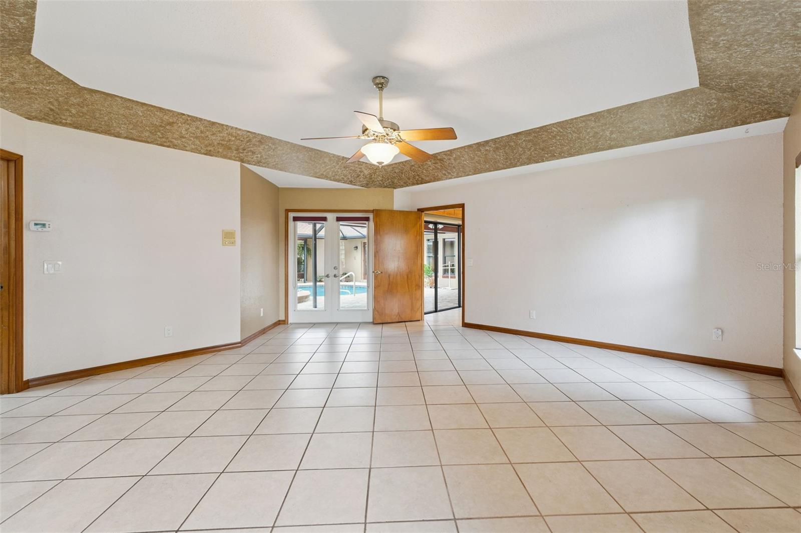 1041 COUNTRY LAKE CIR, LAKE WALES, FL, 33898