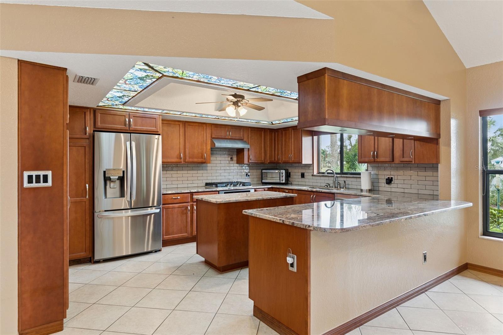 1041 COUNTRY LAKE CIR, LAKE WALES, FL, 33898