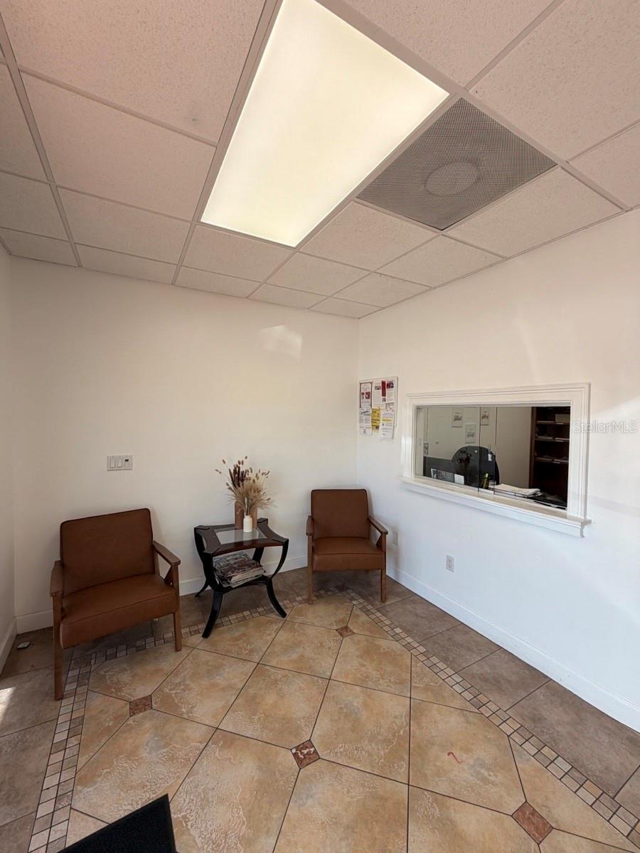 7117 N ARMENIA AVE, TAMPA, FL, 33604