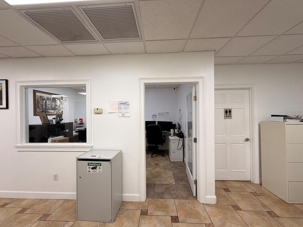 7117 N ARMENIA AVE, TAMPA, FL, 33604