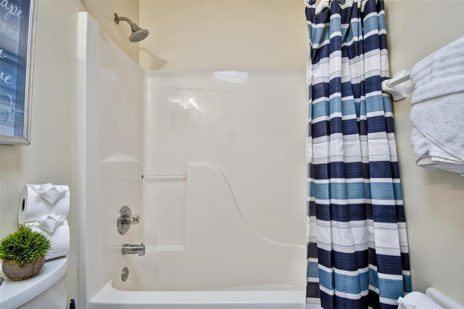 23 POPLAR DR, PALM COAST, FL, 32164