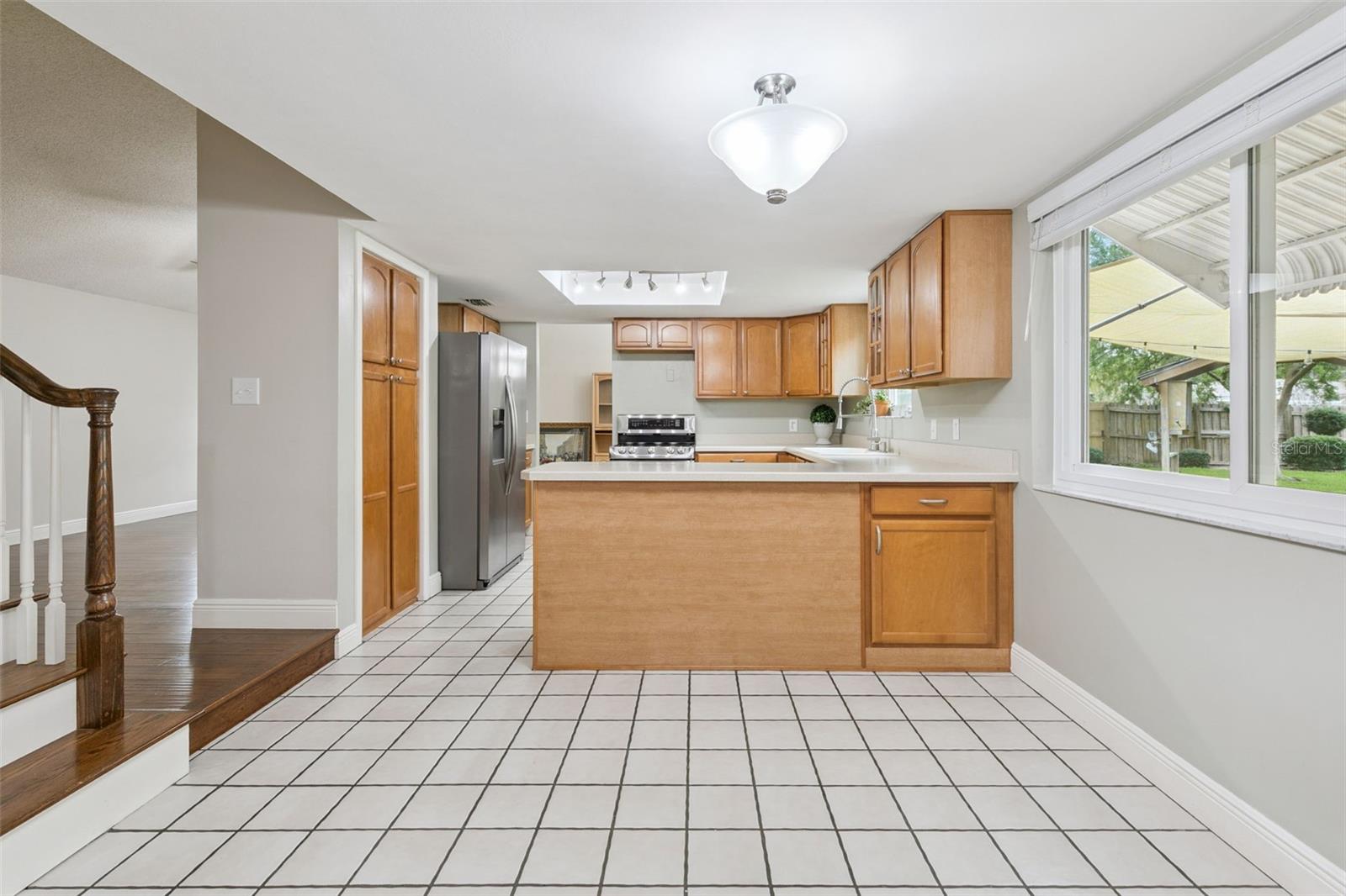 8328 CROSSWICKS DR, ORLANDO, FL, 32819