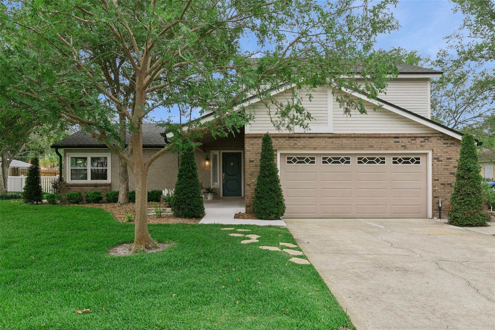 8328 CROSSWICKS DR, ORLANDO, FL, 32819