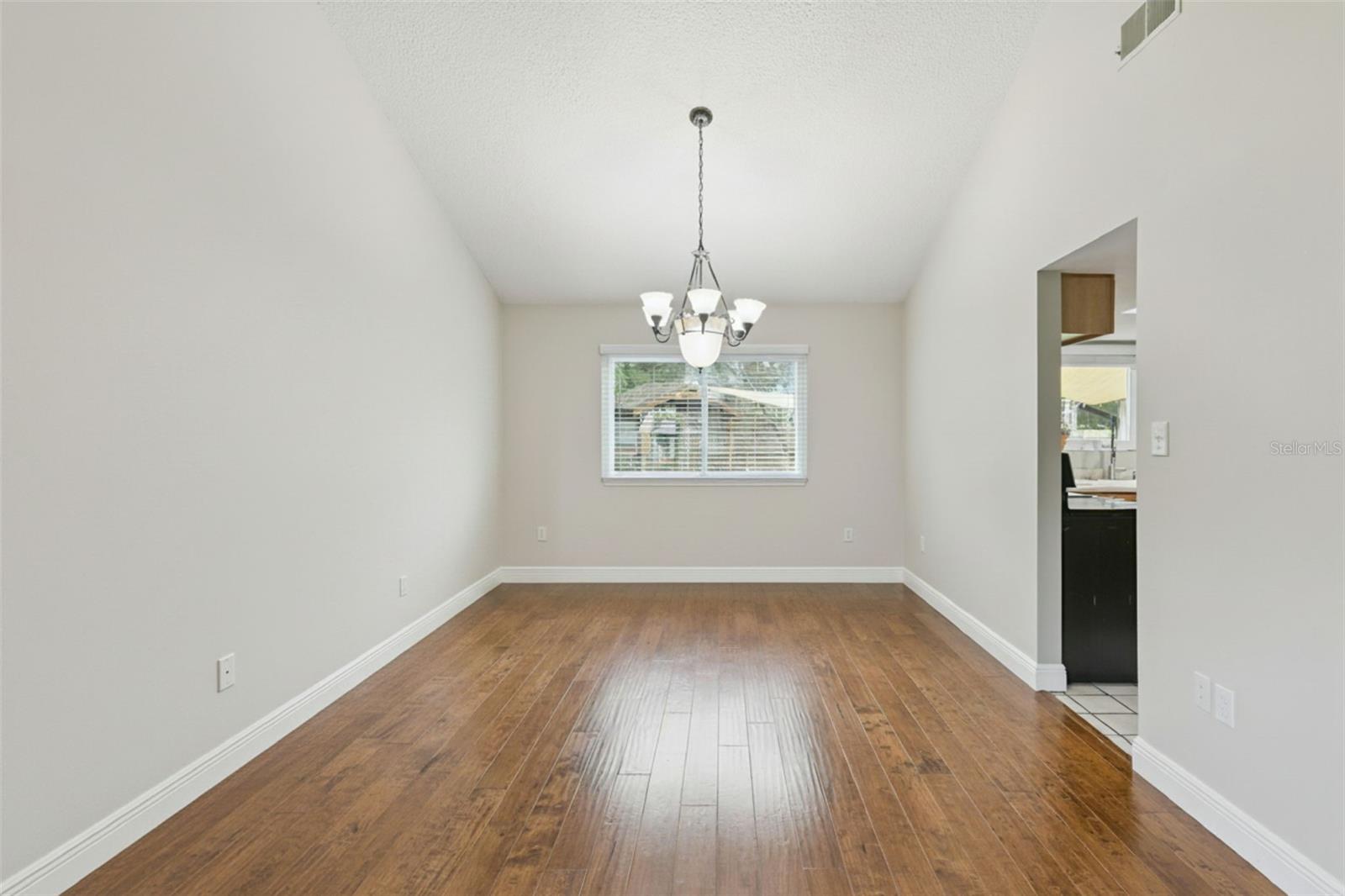 8328 CROSSWICKS DR, ORLANDO, FL, 32819