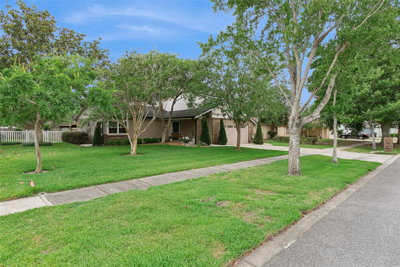 8328 CROSSWICKS DR, ORLANDO, FL, 32819