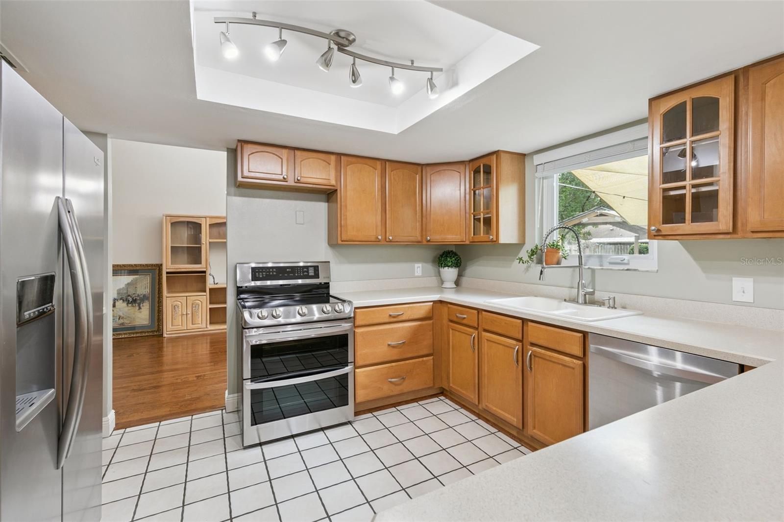 8328 CROSSWICKS DR, ORLANDO, FL, 32819