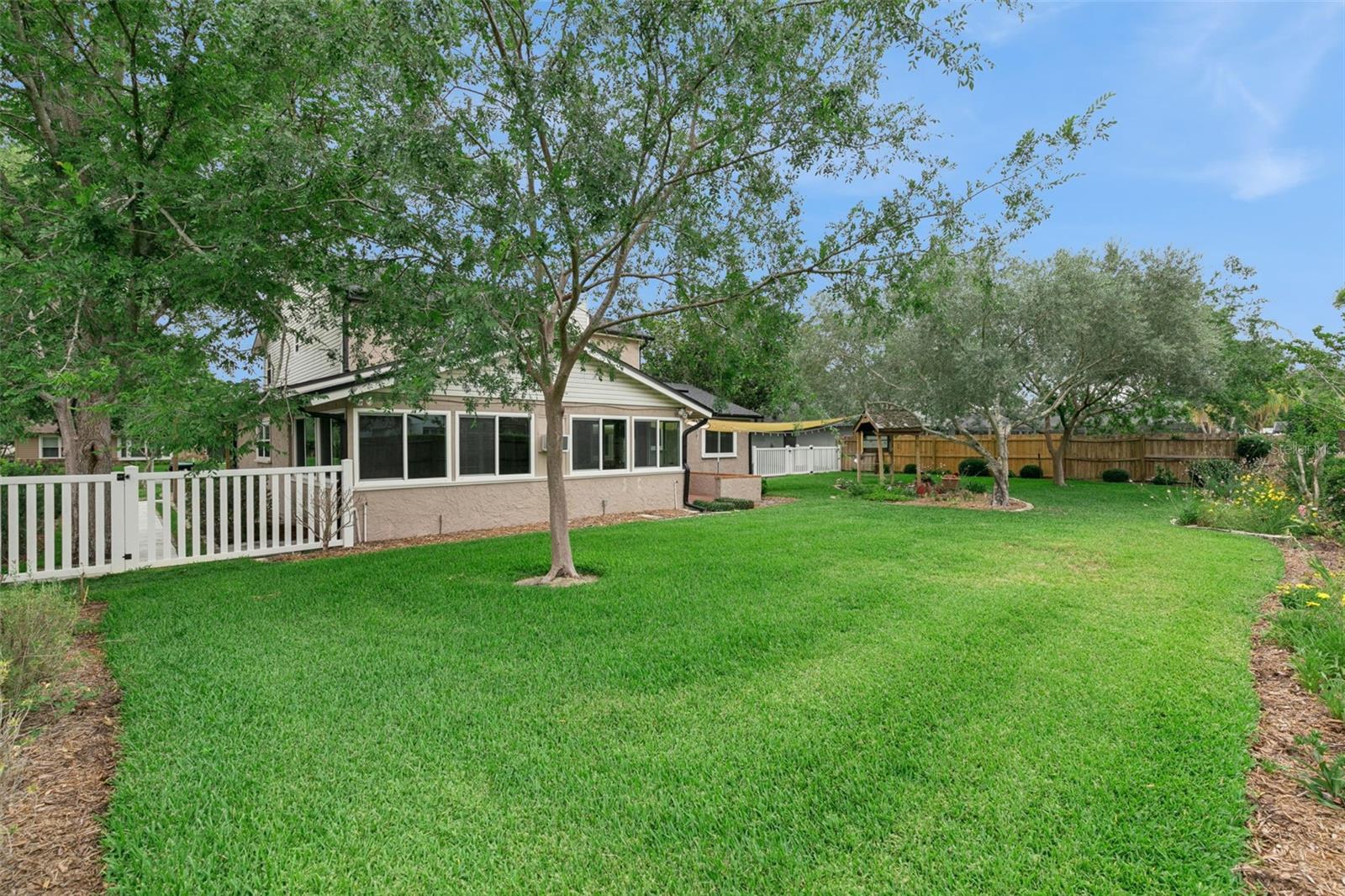 8328 CROSSWICKS DR, ORLANDO, FL, 32819