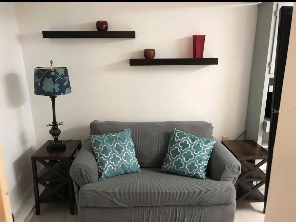 235 1/2 7TH AVE NE #A, ST PETERSBURG, FL, 33701