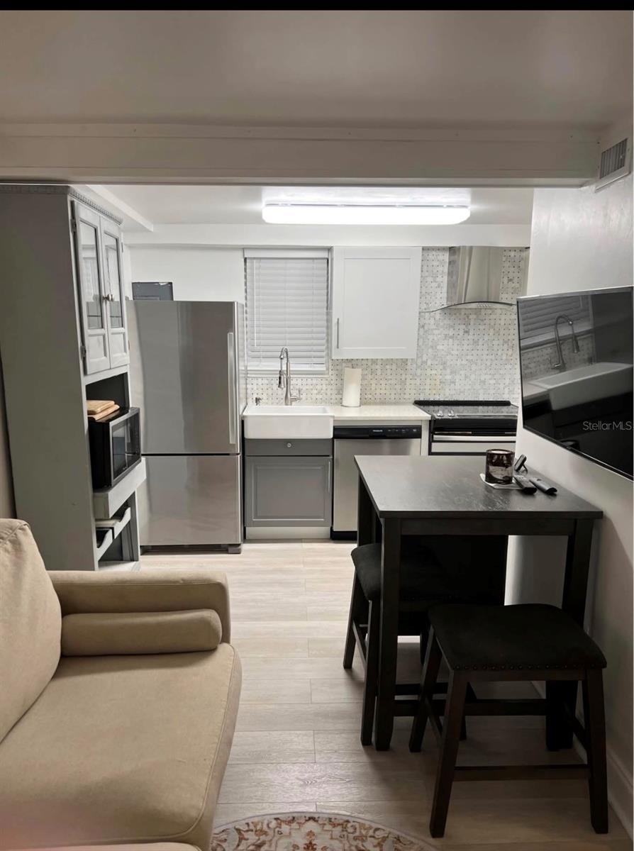 235 1/2 7TH AVE NE #A, ST PETERSBURG, FL, 33701