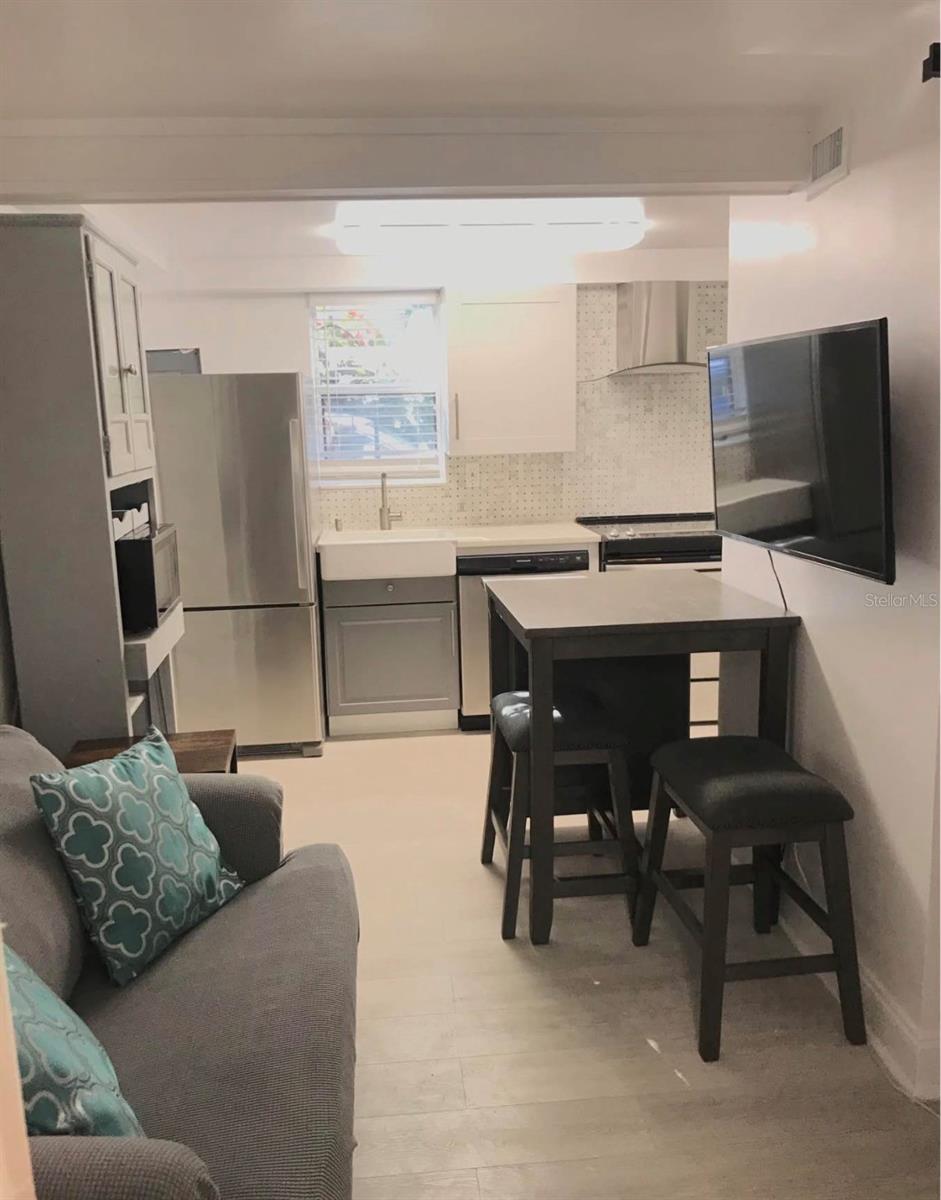 235 1/2 7TH AVE NE #A, ST PETERSBURG, FL, 33701