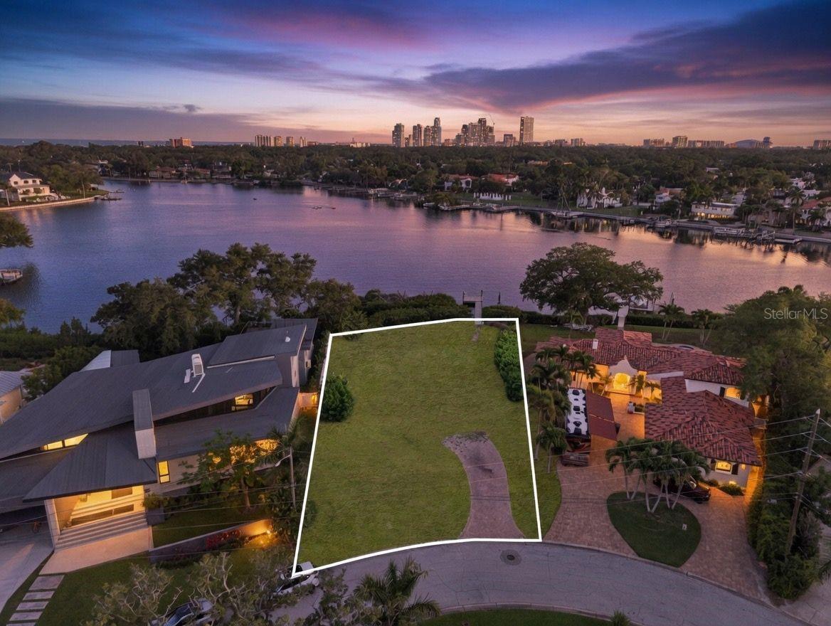 1026 MONTEREY BLVD NE, ST PETERSBURG, FL, 33704