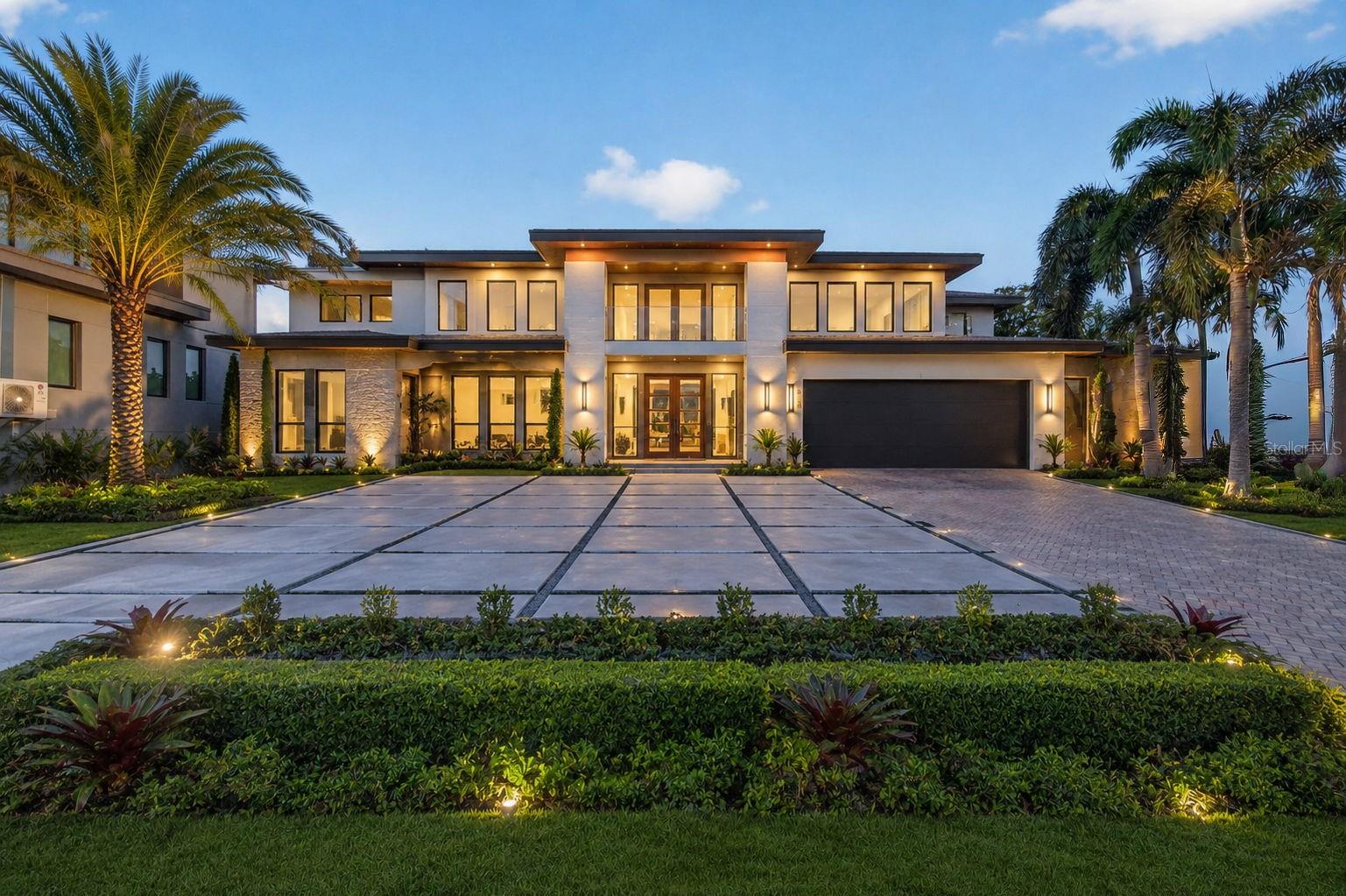 1026 MONTEREY BLVD NE, ST PETERSBURG, FL, 33704