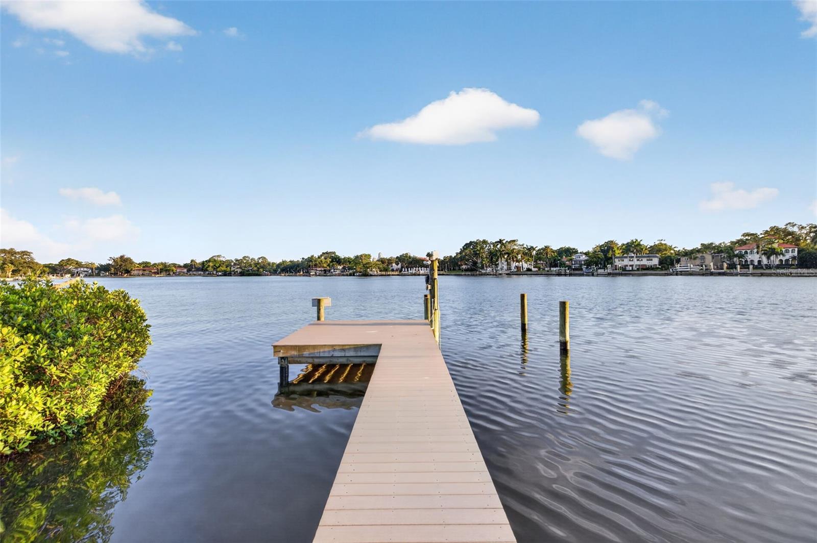 1026 MONTEREY BLVD NE, ST PETERSBURG, FL, 33704