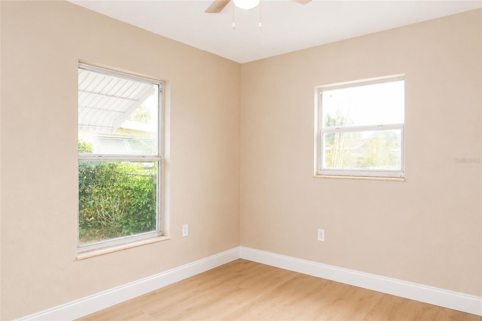 517 24TH AVE W, BRADENTON, FL, 34205